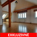 ( Pronajato ) Pronájem světlého, vzdušného bytu / studia 2+kk ve dvoupatrové vile v ul. Ke Kašně, Praha 4 - Libuš