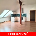 ( Prodáno ) Prodej světlého bytu s hezkými výhledy 2+kk s parkovacím stáním a sklepem, Rakouská ul. Milovice