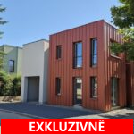 Novostavba rodinného domu, se dvěma bytovými jednotkami, zahradou, garáží, zastřešenou terasou, ulice Sádovská, Praha 14 - Kyje